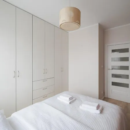 Bianco Bemowo Comfy * Varsovia
