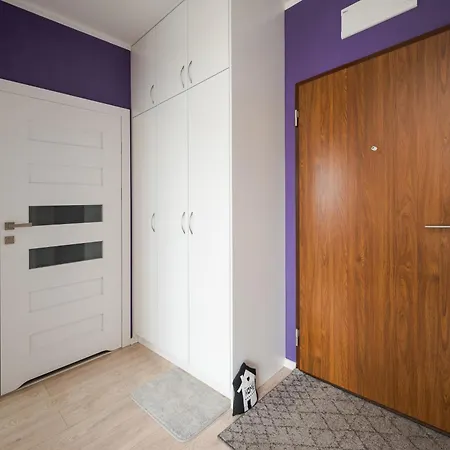 Apartamento Bianco Bemowo Comfy